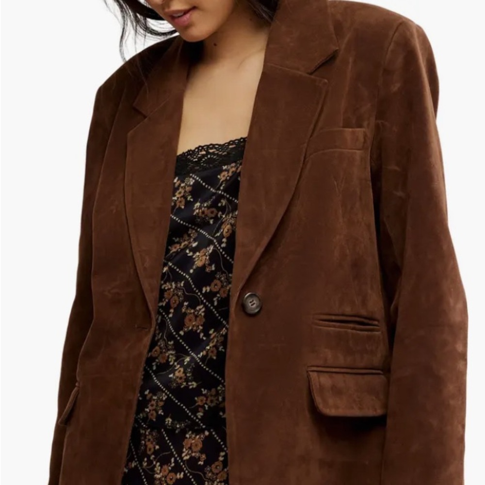 Free People Brown Bear BNWT 
Paper Cut Faux Suede Blazer Sz Large